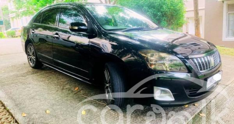 TOYOTA PREMIO 2010
