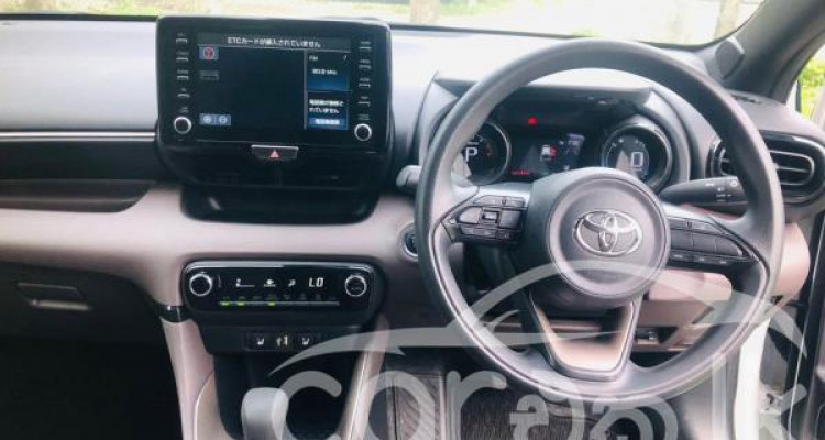 TOYOTA YARIS 2022