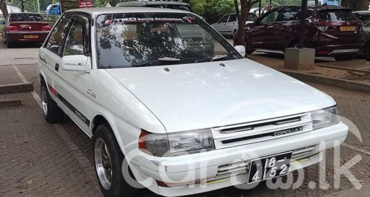 TOYOTA COROLLA 1989