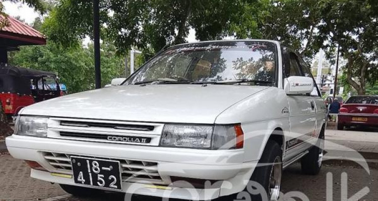 TOYOTA COROLLA 1989