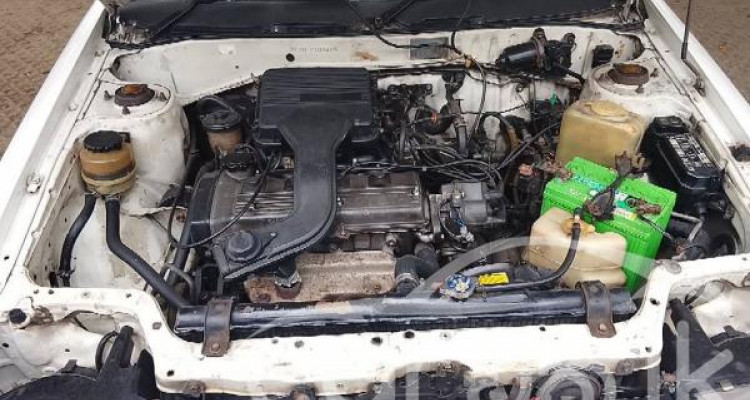 TOYOTA COROLLA 1989