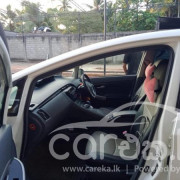 TOYOTA PRIUS 2011