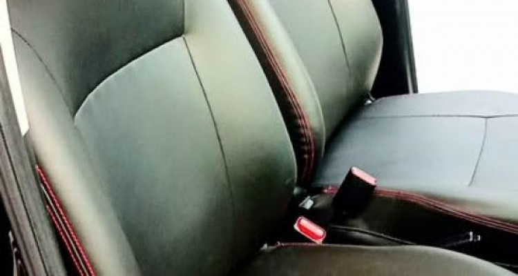TOYOTA VITZ 2014