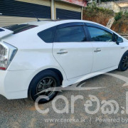 TOYOTA PRIUS 2012