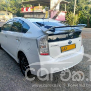TOYOTA PRIUS 2012
