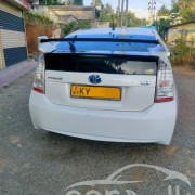 TOYOTA PRIUS 2012