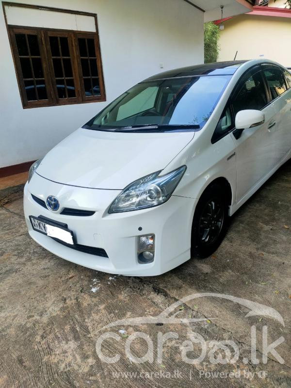 TOYOTA PRIUS 2012