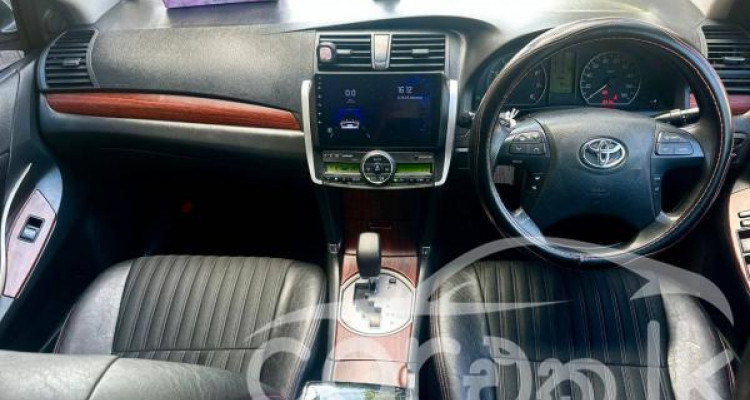 TOYOTA PREMIO 2008