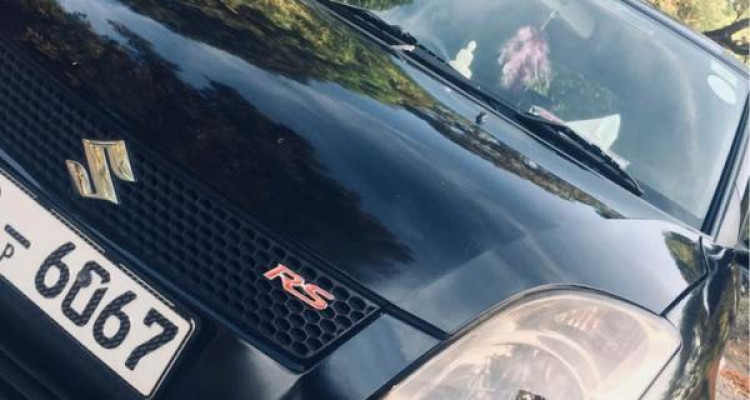 SUZUKI SWIFT 2005