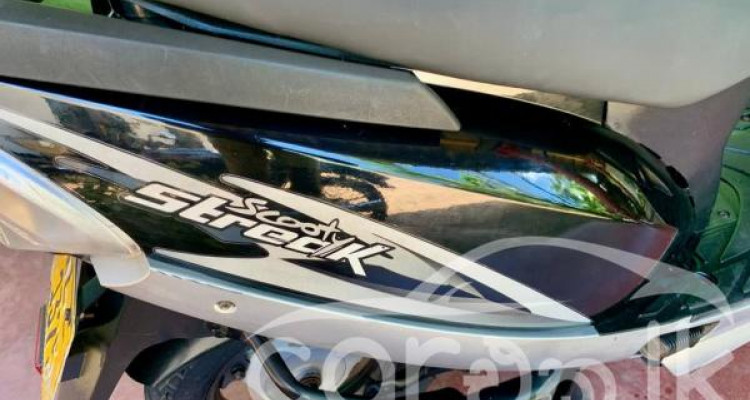 TVS SCOOTY STREAK 2011