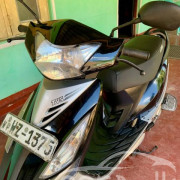 TVS SCOOTY STREAK 2011