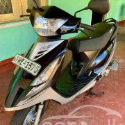 TVS SCOOTY STREAK 2011