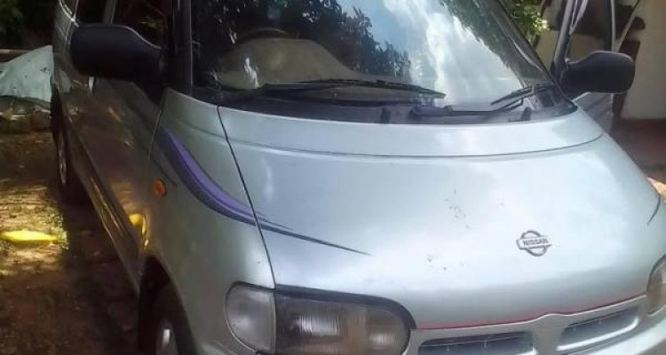 NISSAN SERENA 1998