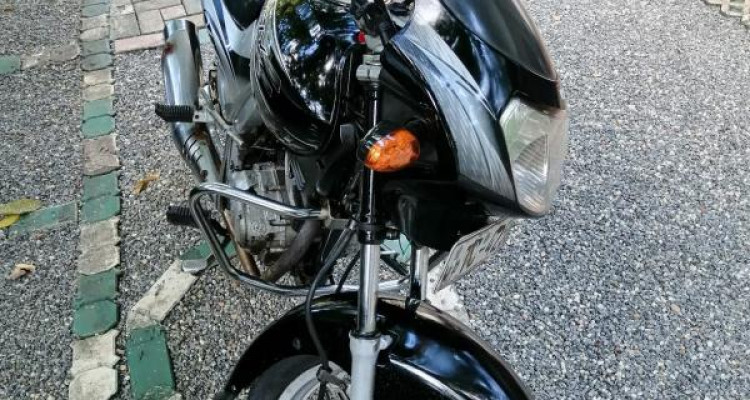 TVS VICTOR 2006