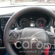 MITSUBISHI OUTLANDER 2015