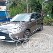 MITSUBISHI OUTLANDER 2015