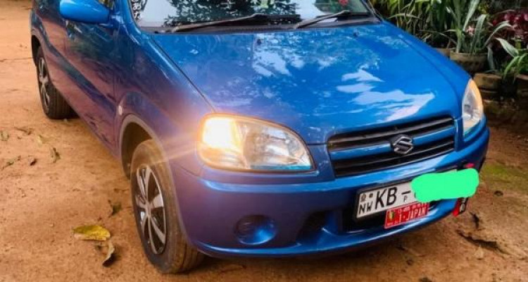 SUZUKI SWIFT 2004