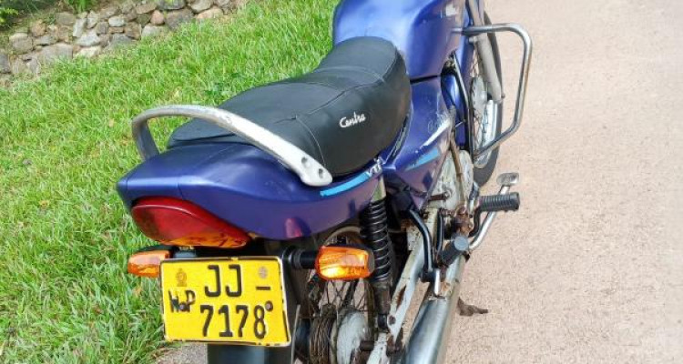 TVS CENTRA 2004