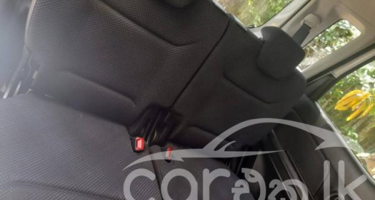 SUZUKI WAGON R FZ 2018