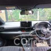 TOYOTA YARIS 2024