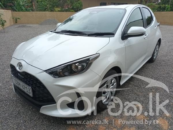 TOYOTA YARIS 2024