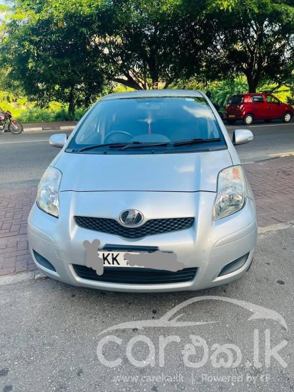 TOYOTA VITZ 2008