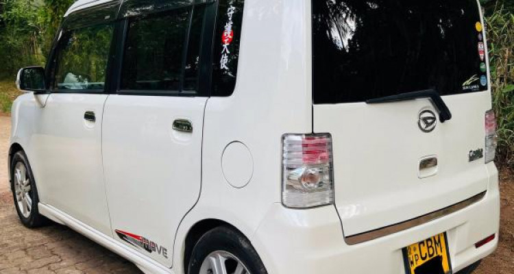 DAIHATSU MOVE 2016