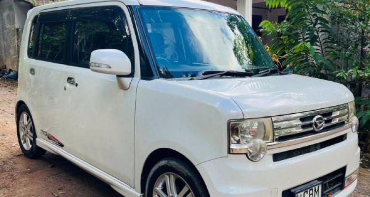 DAIHATSU MOVE 2016