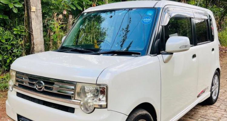DAIHATSU MOVE 2016