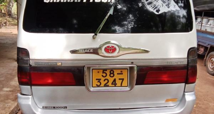 TOYOTA HIACE 1991