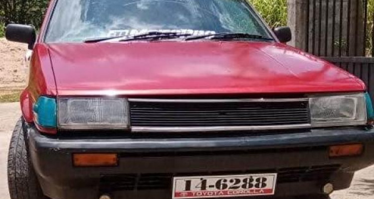 TOYOTA COROLLA AE80 1983
