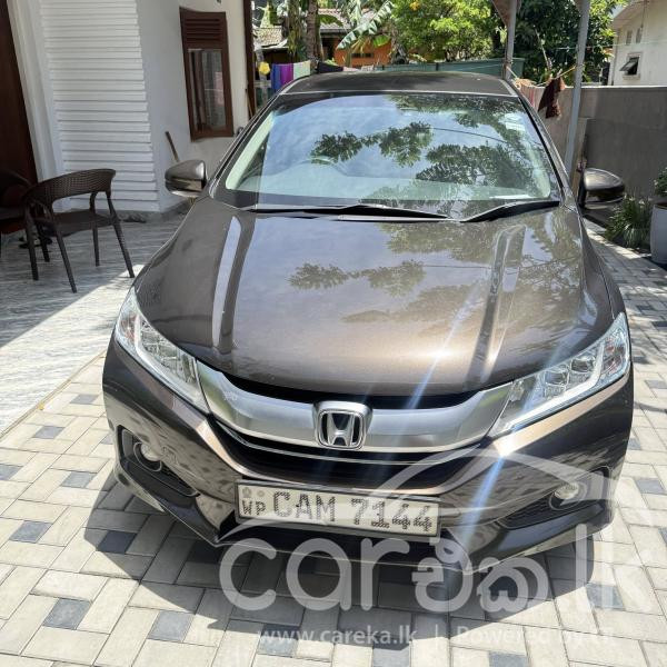 HONDA GRACE 2015