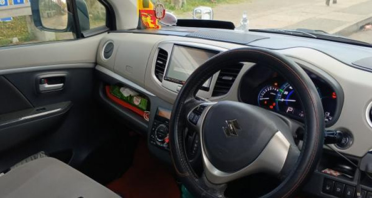 SUZUKI WAGON R FZ 2014