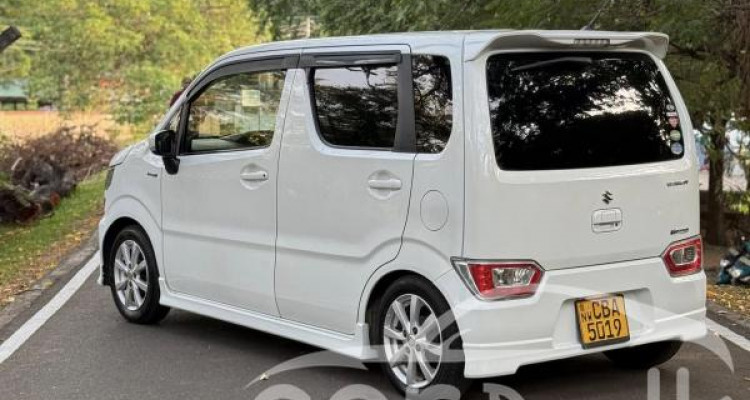 SUZUKI WAGON R FZ 2018