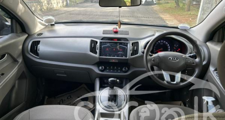 KIA SPORTAGE 2011