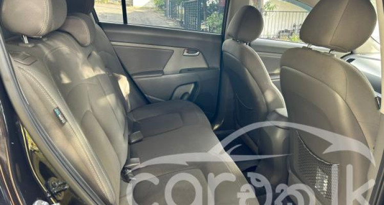 KIA SPORTAGE 2011