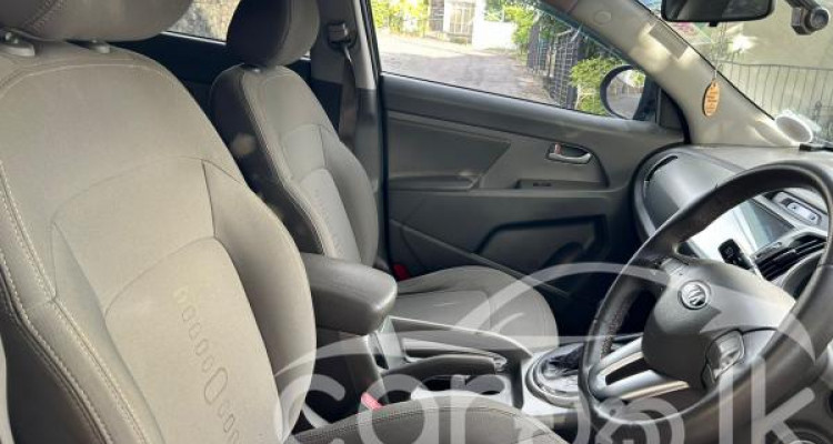 KIA SPORTAGE 2011