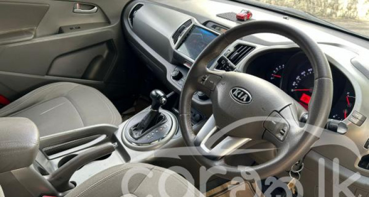KIA SPORTAGE 2011