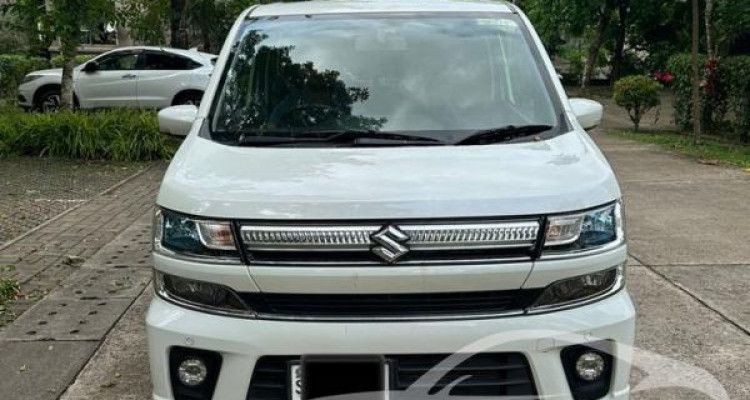 SUZUKI WAGON R PREMIUM 2018