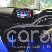 TOYOTA C-HR 2017
