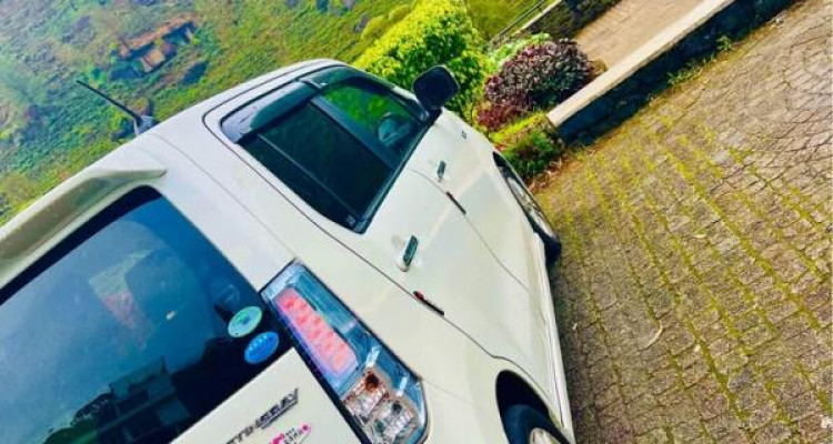 SUZUKI WAGON R STINGRAY 2014