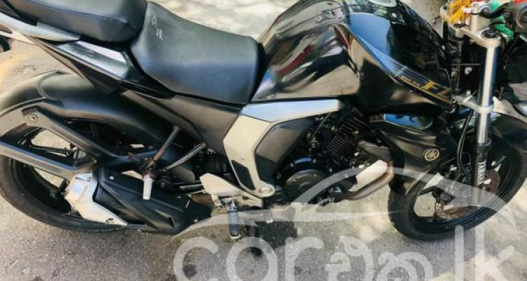 YAMAHA FZ V2 2017