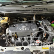 TOYOTA IST 2002