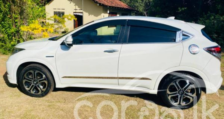 HONDA VEZEL 2016