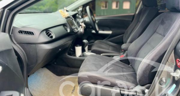HONDA INSIGHT 2012