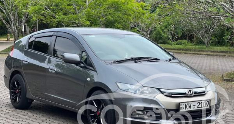 HONDA INSIGHT 2012