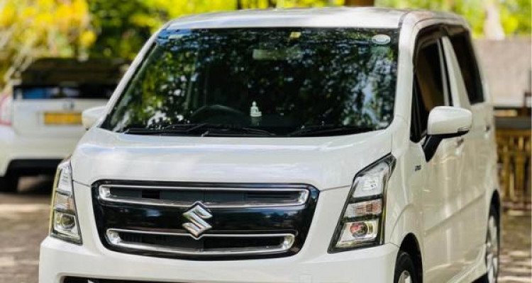 SUZUKI WAGON R STINGRAY 2018