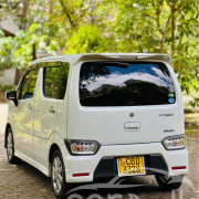 SUZUKI WAGON R STINGRAY 2018