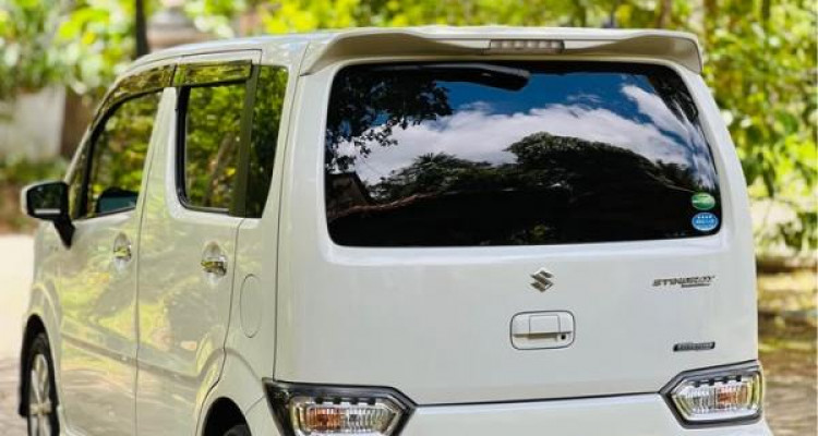 SUZUKI WAGON R STINGRAY 2018