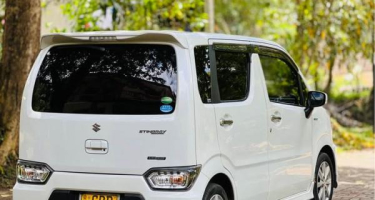 SUZUKI WAGON R STINGRAY 2018